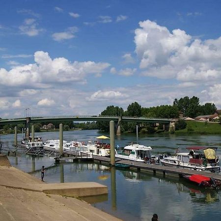 Tournus Belle Maison Vue Sur Saone Esterno foto